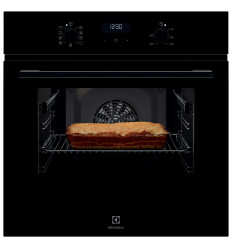 Horno multifunción pirolítico Electrolux OEF5H50BK en color negro clase A