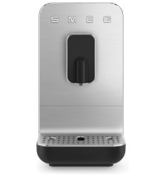 Cafetera express Smeg BCC11BLMEU superautomatica